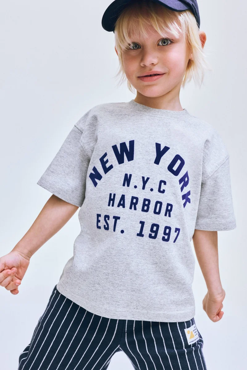 اتش اند ام تي-شيرت مزخرف